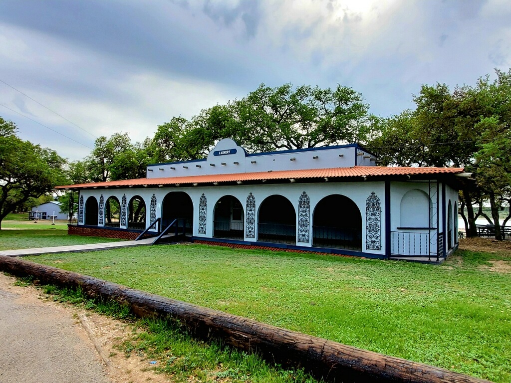 Bath House - Lake Pointe RV and Condo Resort